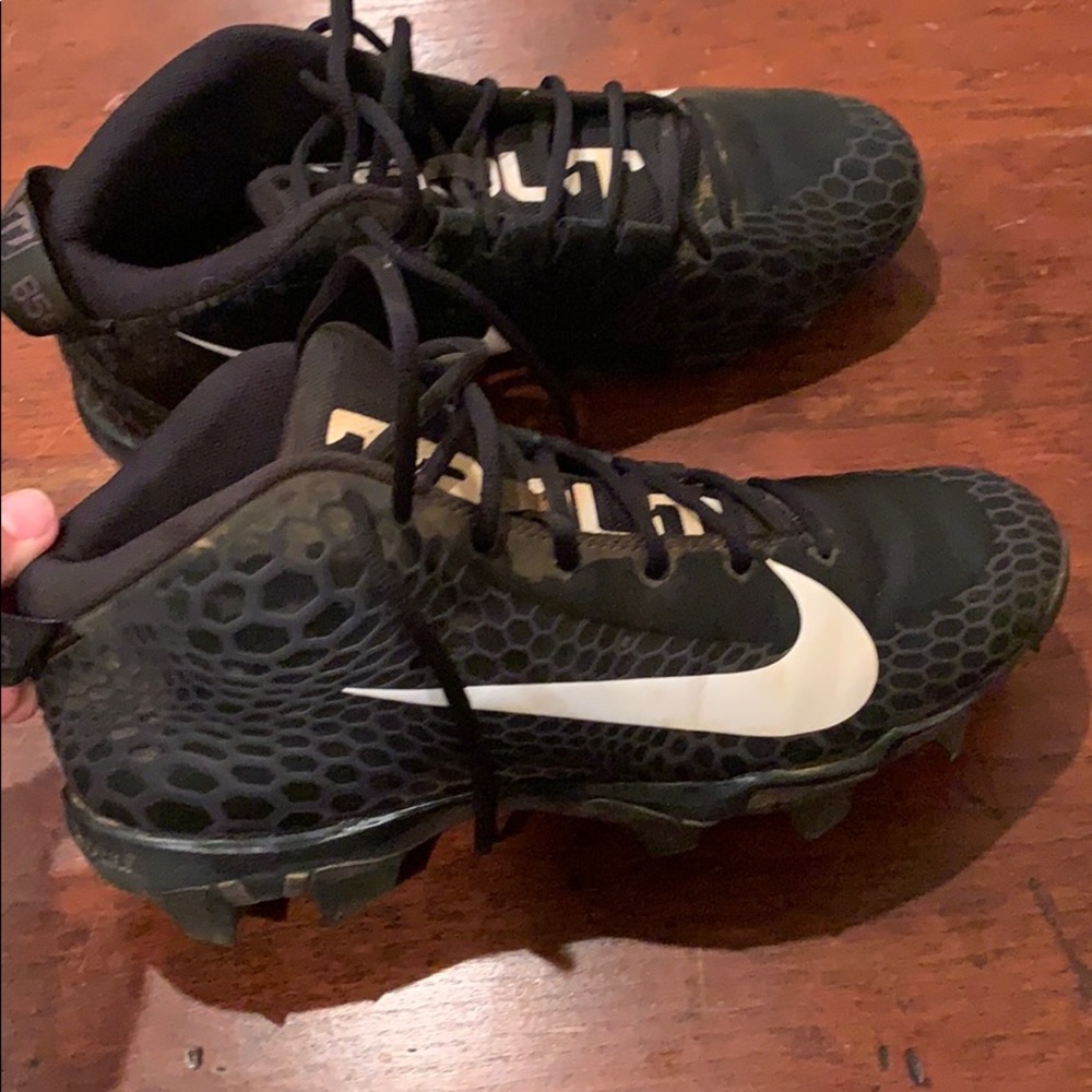 nike baseball cleats